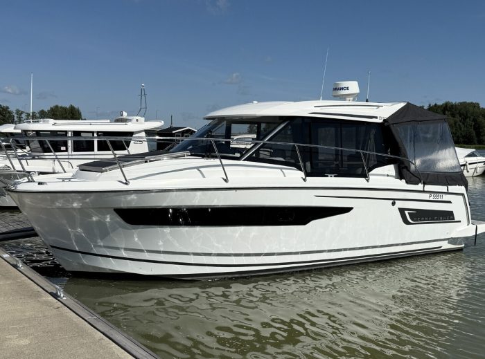 Jeanneau Merry Fisher 895
