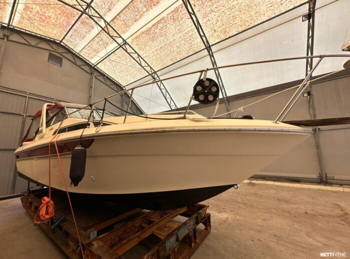 Sea Ray 270 DA