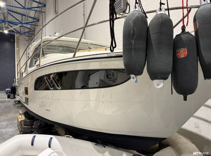 Marex 310 Sun Cruiser