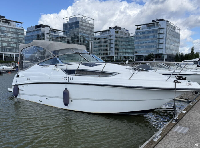 Chaparral 260 Signature